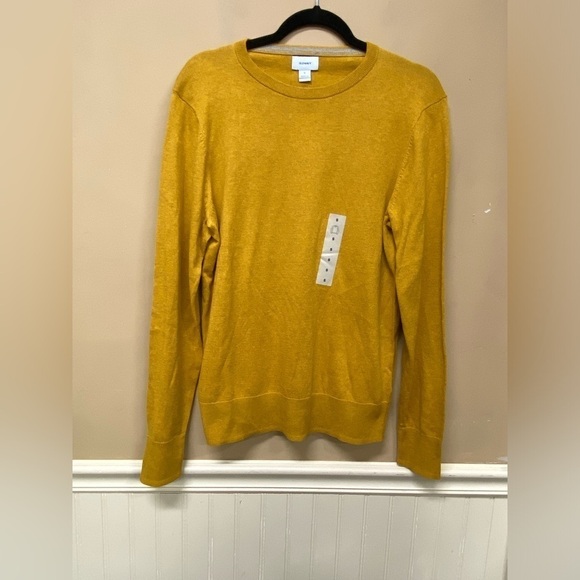 Old Navy Yellow Light Weight Sweater Size Small NWT - Picture 1 of 7
